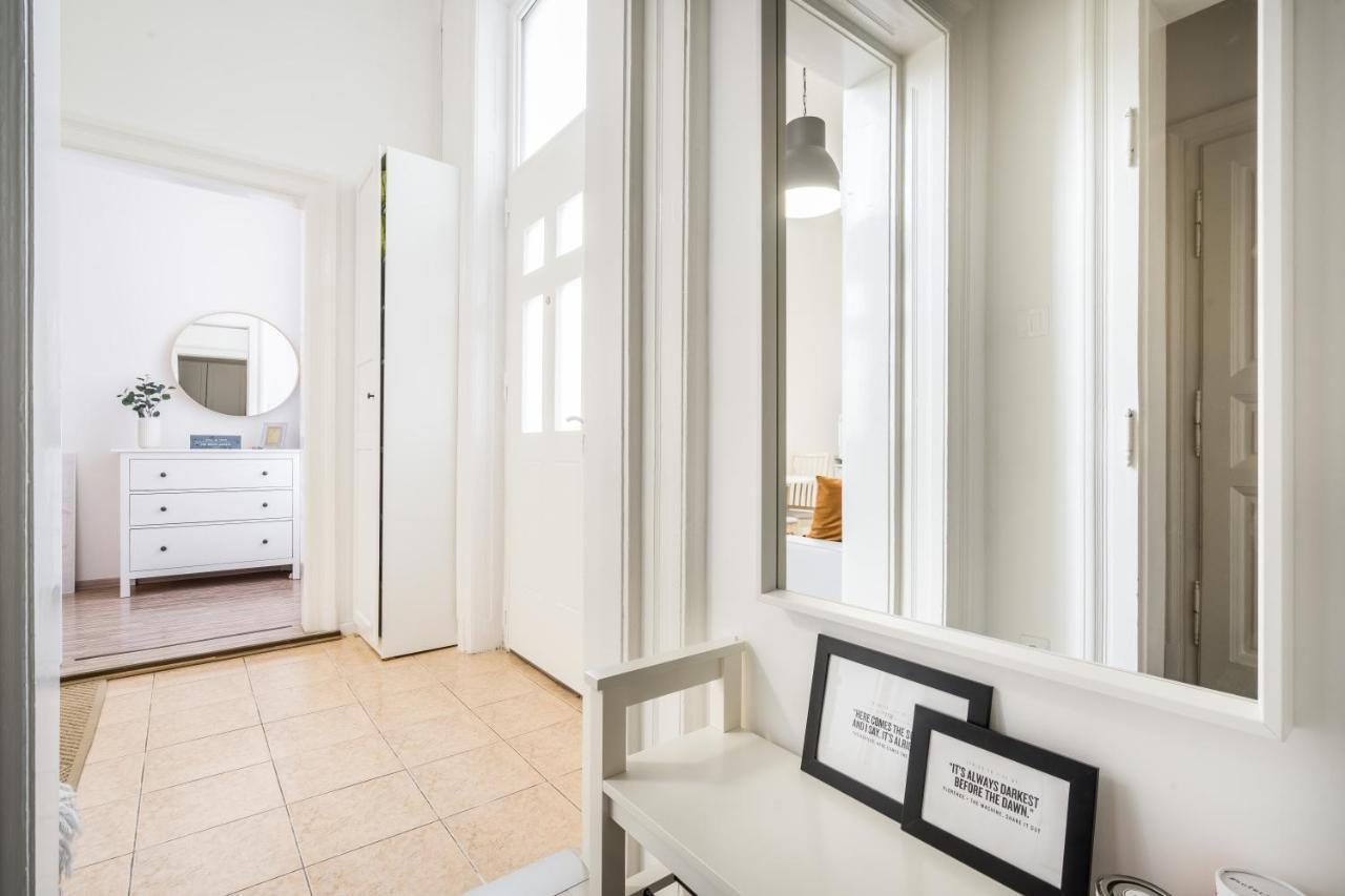 Bpr Delia'S Apartment Budapest Exteriör bild